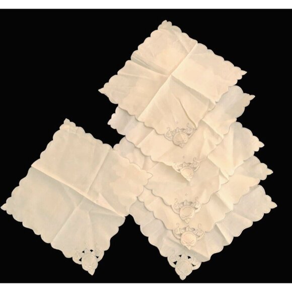 6 Ivory/Taupe Hand Embroidered MADEIRA Cutwork Linen Napkins NOS w Stickers - Picture 3 of 10